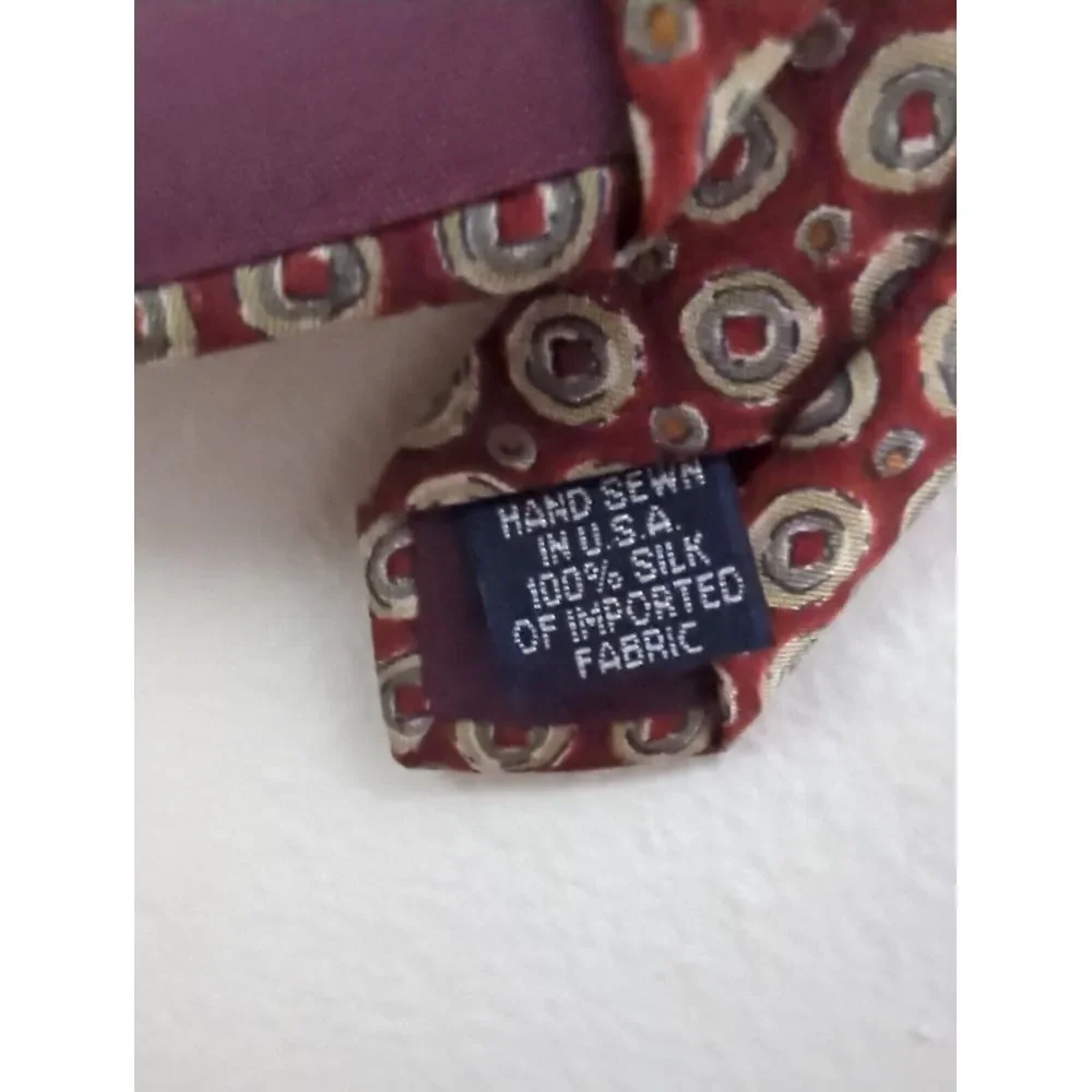 Lands End Mens Silk Tie Red Gold Geometric Medallion Hand‎ Sewn Made in USA